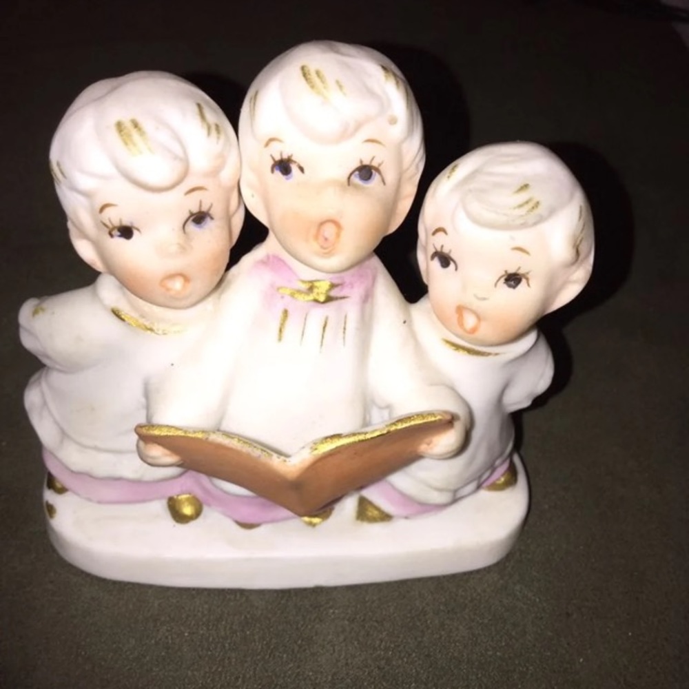 Norcrest vintage figurine choir boys